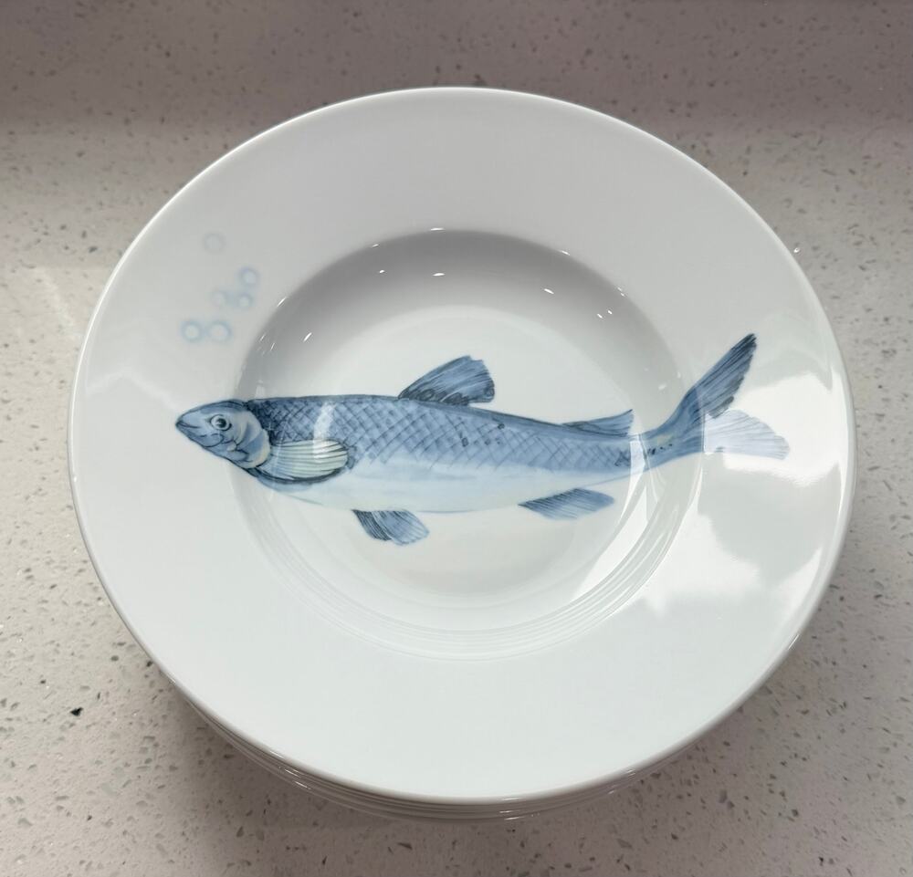 Vintage Set of 8 Schumann Arzberg Germany Blue Fish Rim Soup Bowls 9.5"